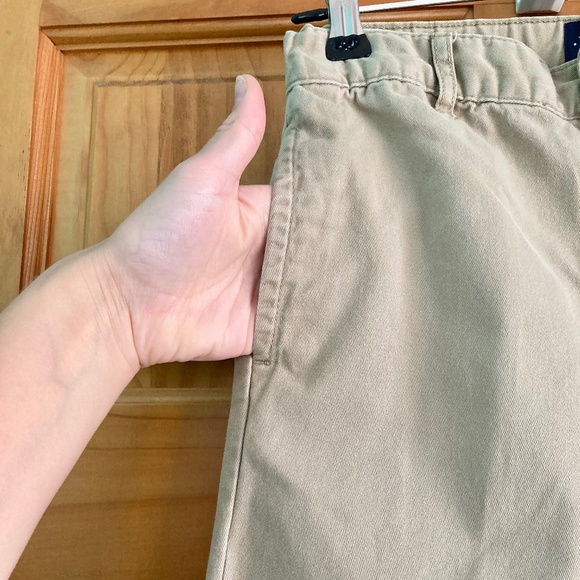 Boy’s size 10 Children’s Place khaki dress pants with adjustable waist - Picture 2 of 8